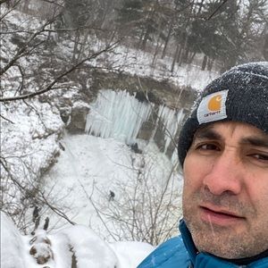 Meet your Posher, Eduardo